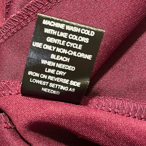 TRIXXI Maroon Off Shoulder Dress Homecoming Formal Size 11 - Picture 4 of 7